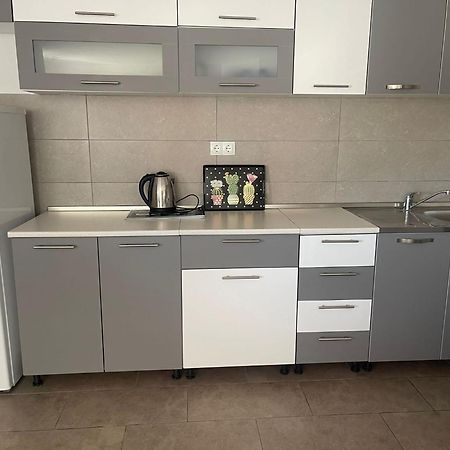 נאום Apartmani Zuti מראה חיצוני תמונה