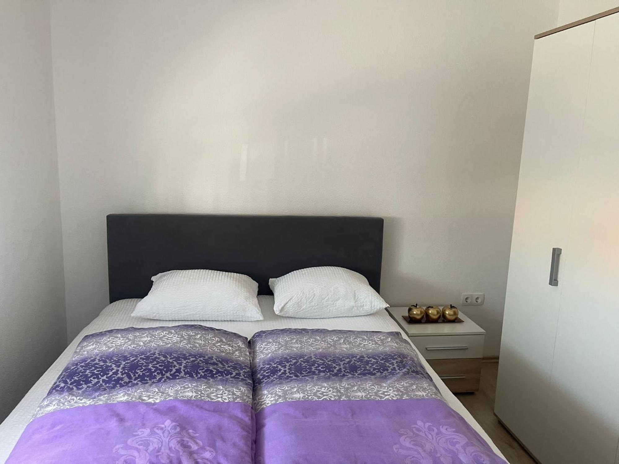 נאום Apartmani Zuti מראה חיצוני תמונה