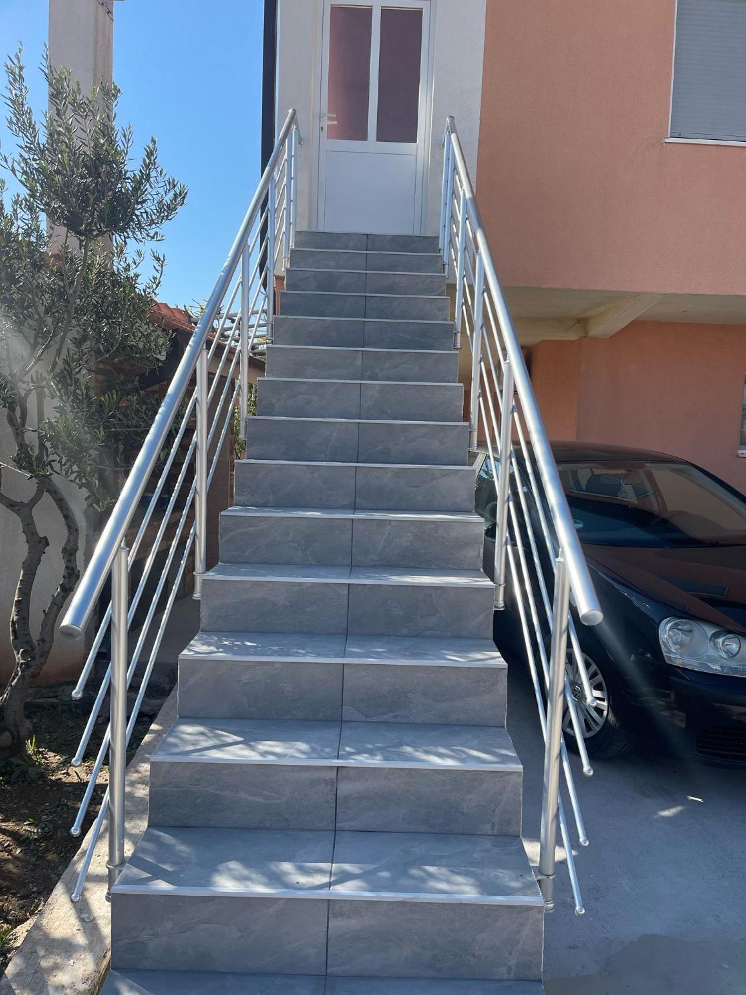 נאום Apartmani Zuti מראה חיצוני תמונה