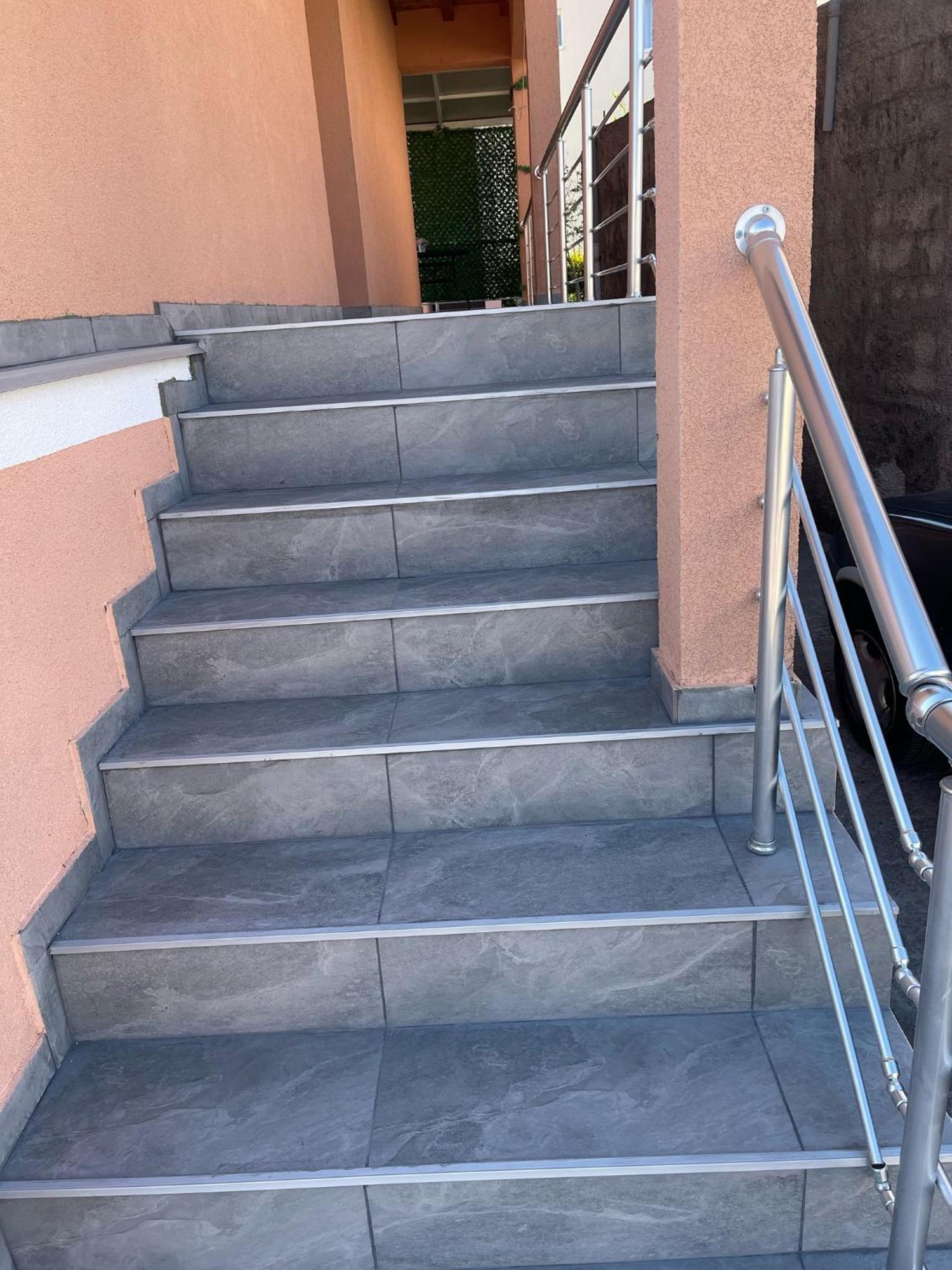 נאום Apartmani Zuti מראה חיצוני תמונה